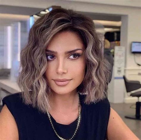 dark hair color ideas for short hair|shorter hair color ideas.